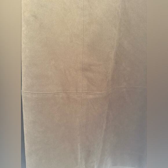 J. Jill Camel Brown Faux Suede Short Sleeve Top Blouse Size Small - Picture 8 of 8